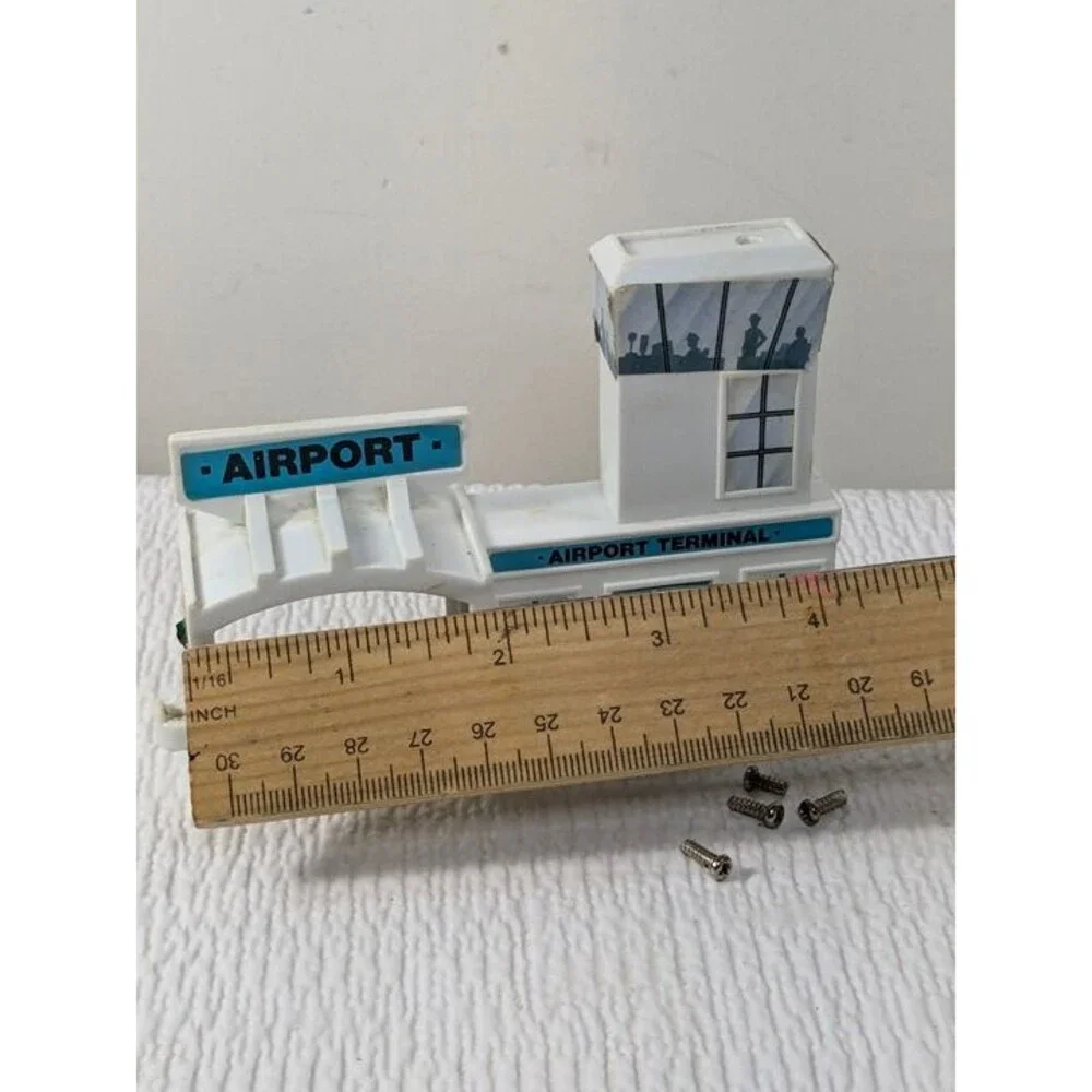 Vintage Micro Machines Super Van City Airport building Galoob replacement part